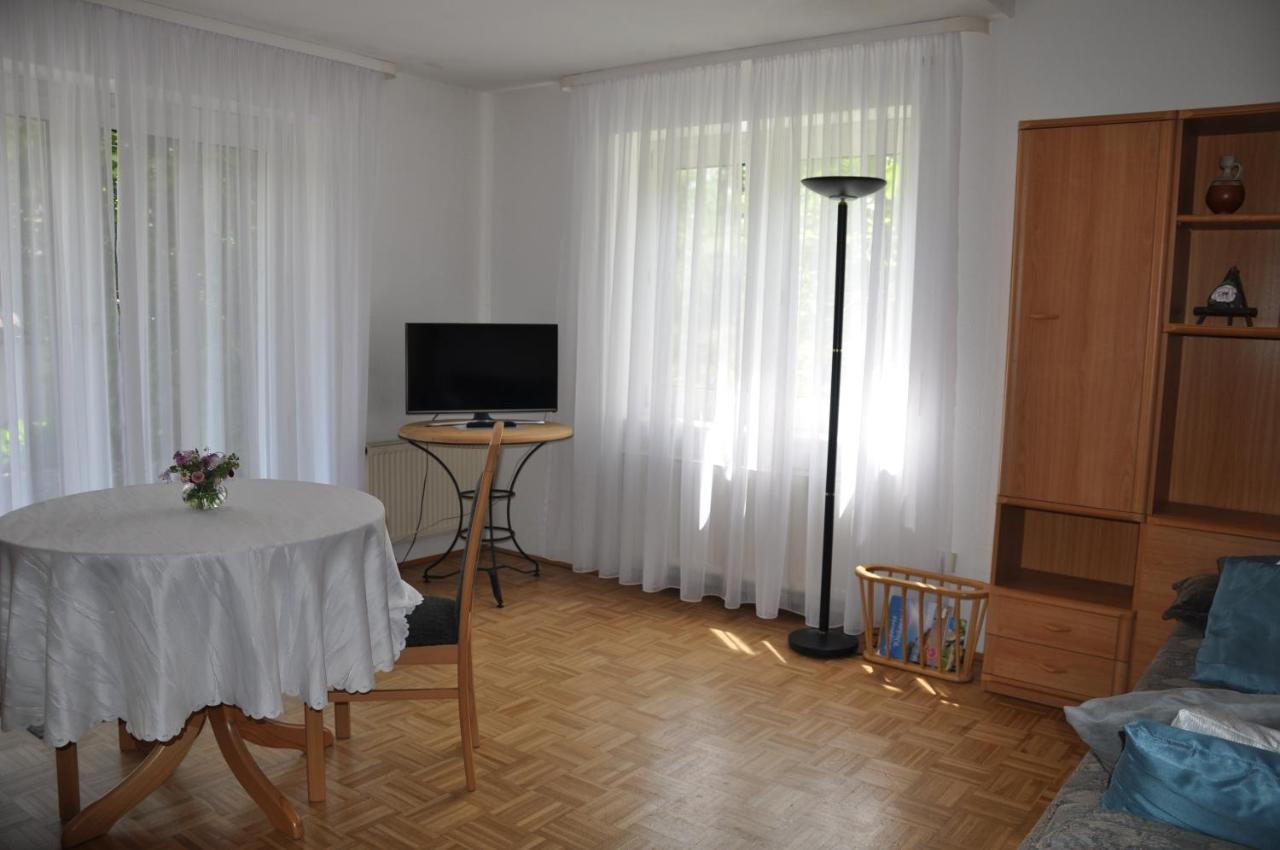 Ferienwohnung Fischer Meersburg Esterno foto